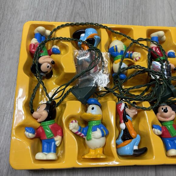 Disney 10 Light Christmas Tree String Lights MICKEY MOUSE & Friends Goofy Donald - Picture 5 of 11